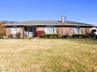 40698 County Highway 10, Nebo, IL 62355
