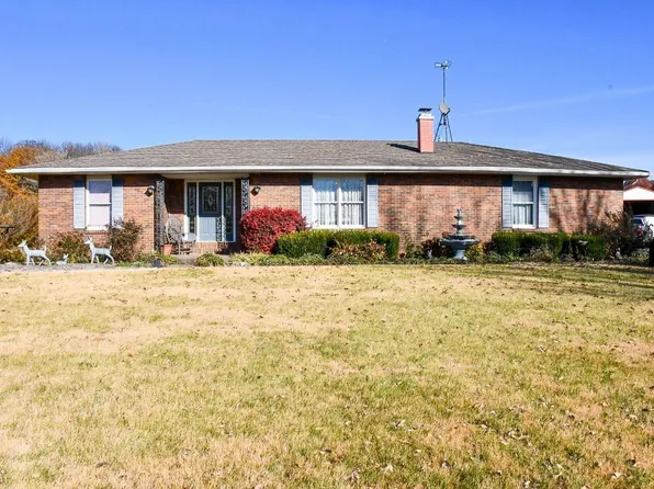 40698 County Highway 10, Nebo, IL 62355