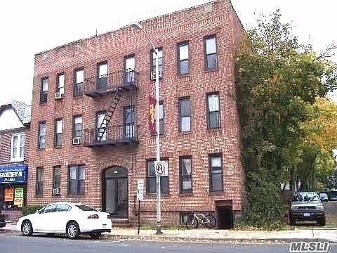4th image of 175 Maple Ave