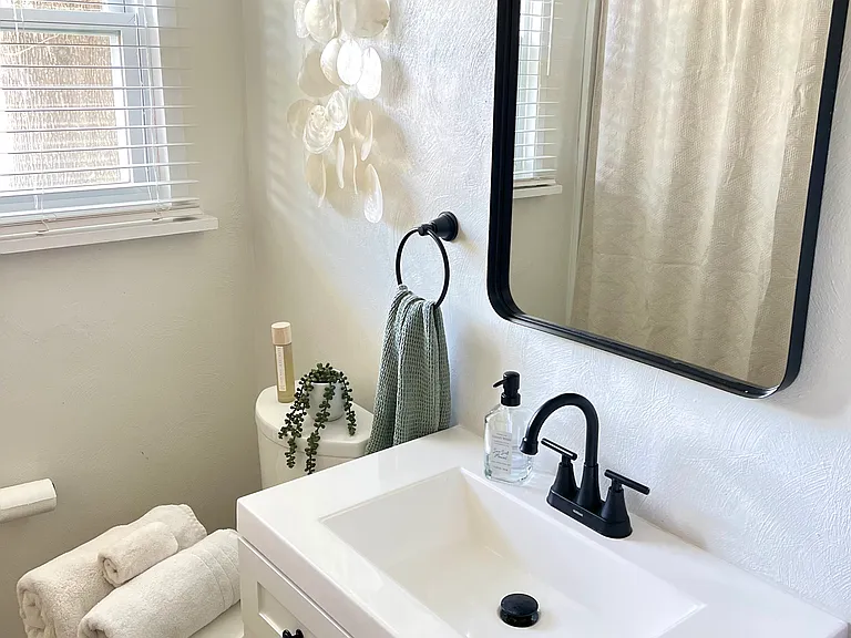 2757 Heutte Dr — Photo 16