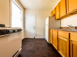 212 E 69th Place, Chicago, IL 60637