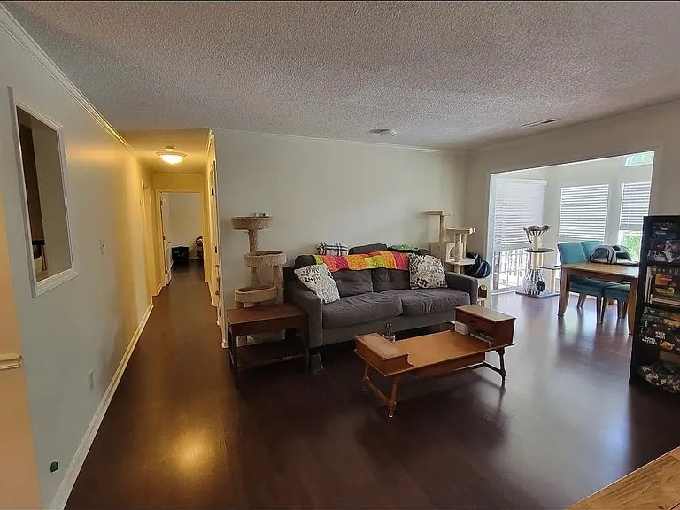 675 Balfour Rd — Photo 7
