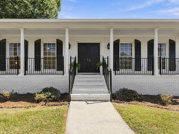 2nd image of 633 Melody Ln