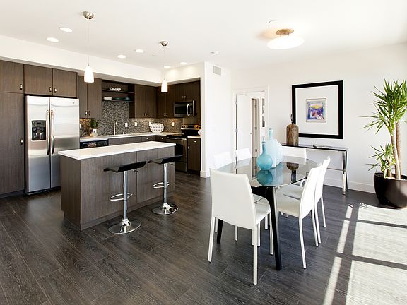 4th image of 1595 Pacific Ave #1B-1Ba-780Sqft