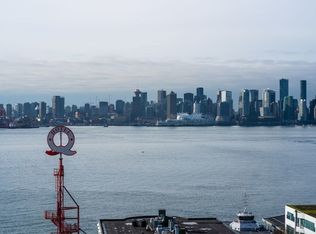 118 Carrie Cates Ct #407, North Vancouver, BC