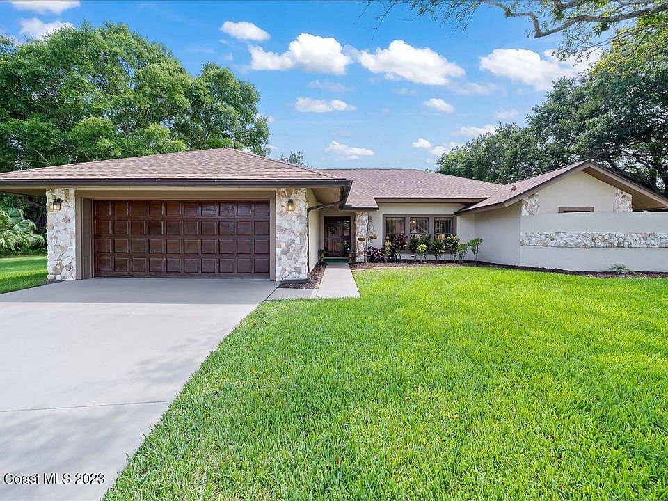 1st image of 2200 Hamlet Dr