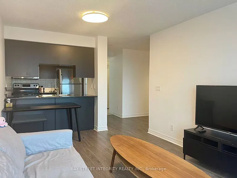 50 Town Centre Ct #1001 — Photo 3