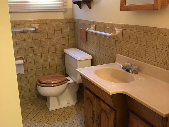 4th image of 3423 Schalck Dr