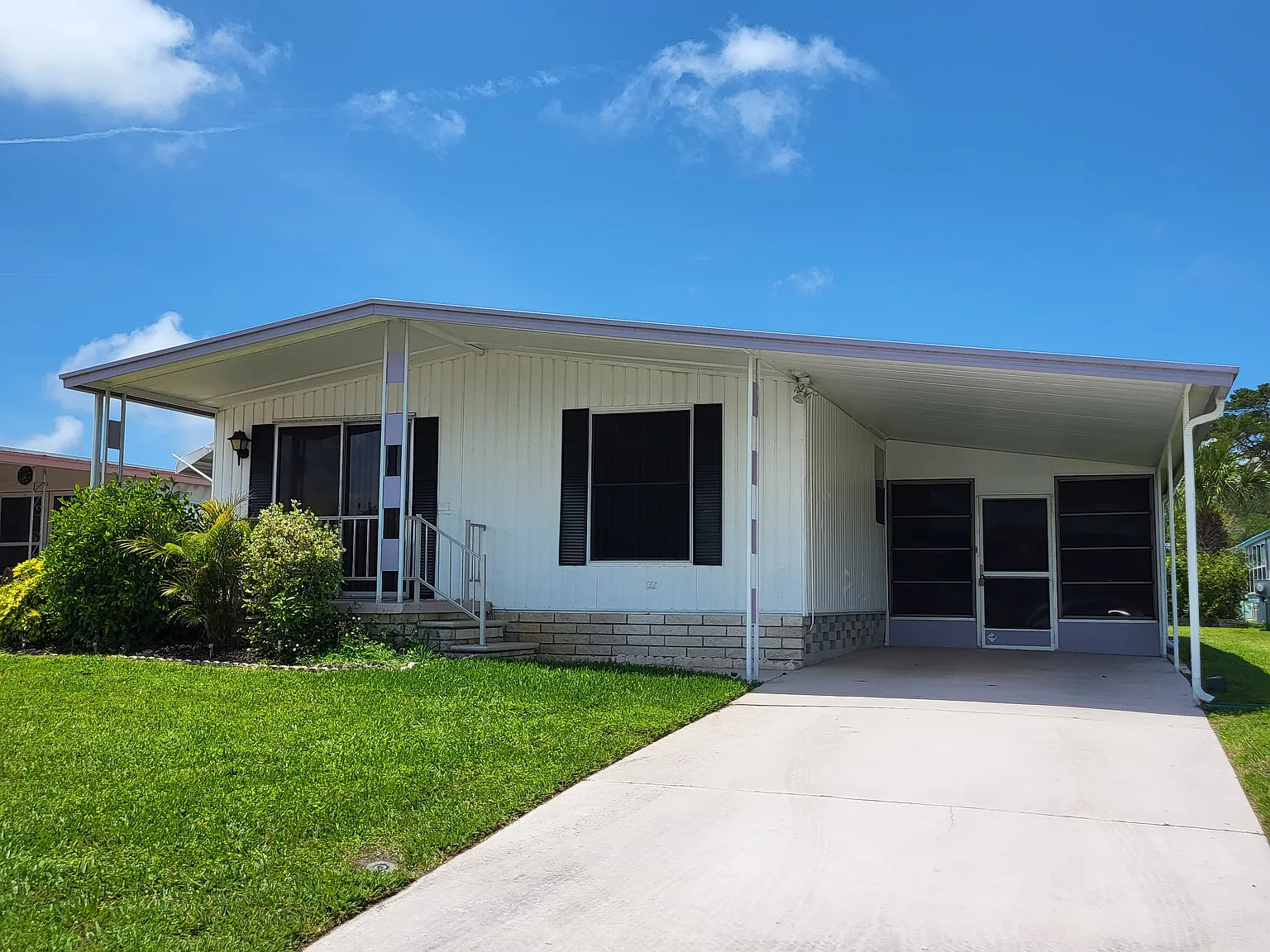 12117 Cartwright Dr — Photo 1