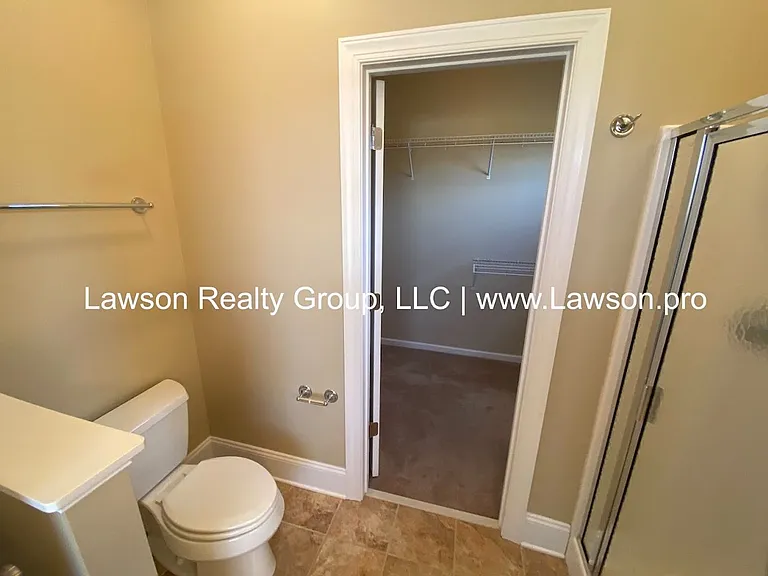 3800 Greenway Dr SW — Photo 26