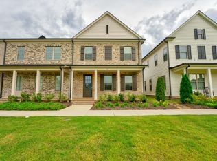 909 Ufton Aly, Collierville, TN 38017