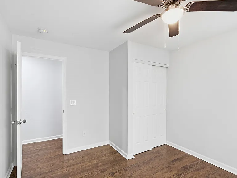 340 Lynn Dr — Photo 21