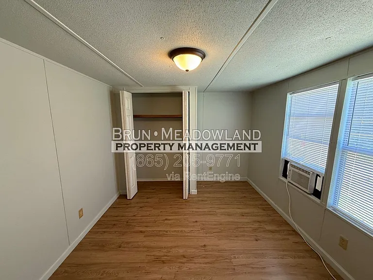 424 Patterson Rd — Photo 23