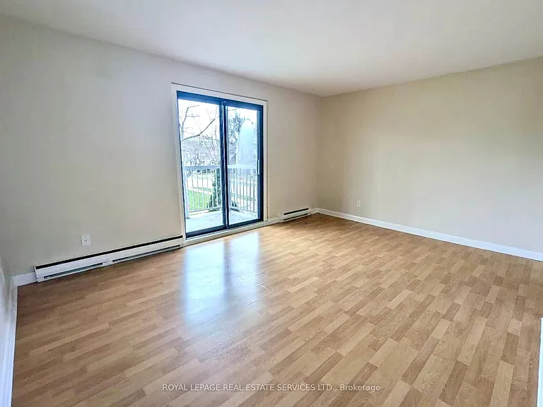 2329 Belyea St #3 — Photo 7
