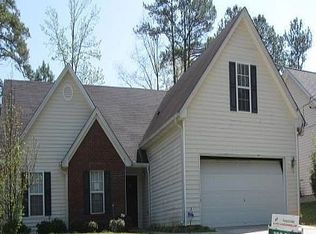 5332 Kelleys Creek Dr, Stone Mountain, GA 30088