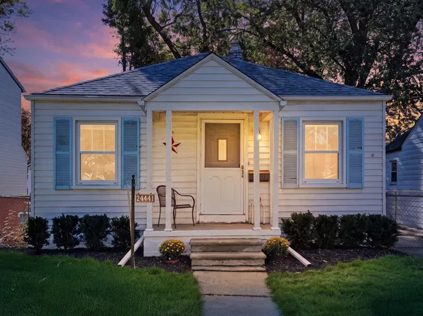 24441 Penn St, Dearborn, MI 48124