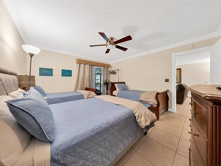 4040 Crystal Lake Dr #105 — Photo 16