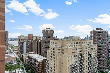 Sold by Julia B Fee Sotheby's International Realty
