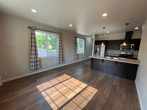Floor plan B