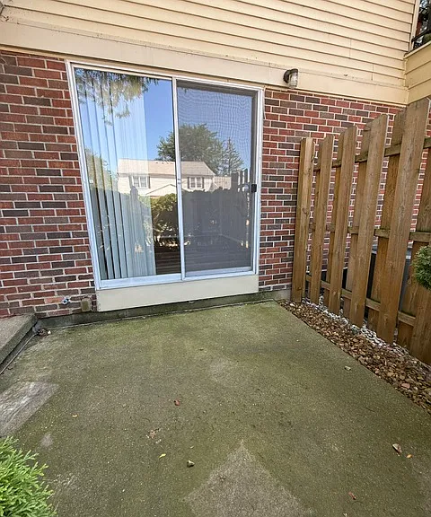 24104 Meadowbridge Dr — Photo 9