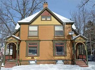 223 7th St, Baraboo, WI 53913