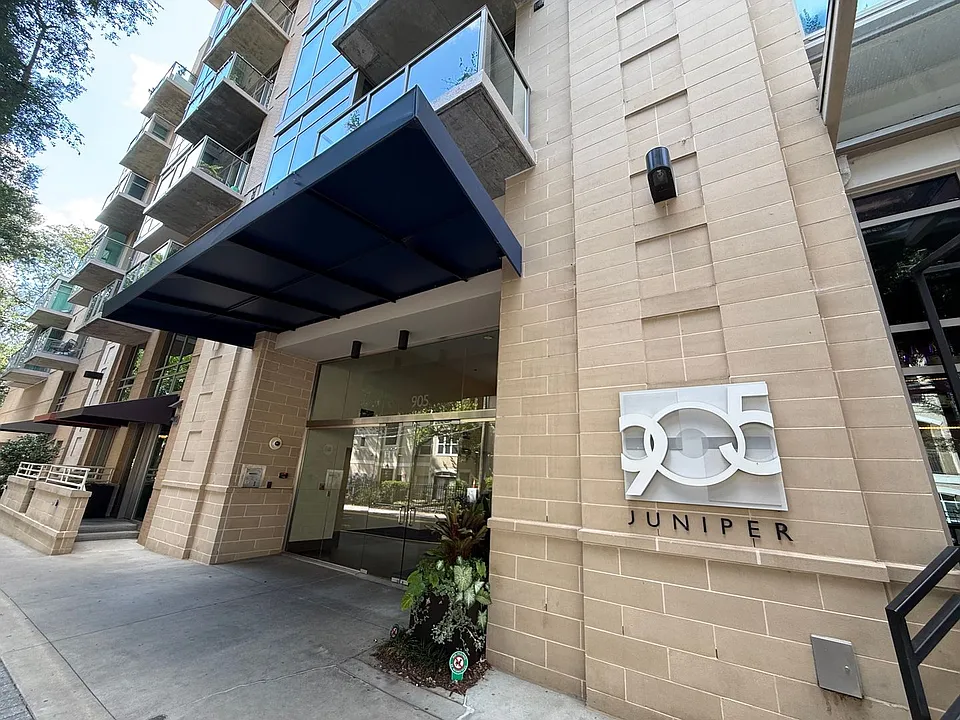 905 Juniper St NE #507