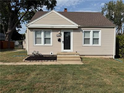 1109 NW B St, Blue Springs, MO, 64015