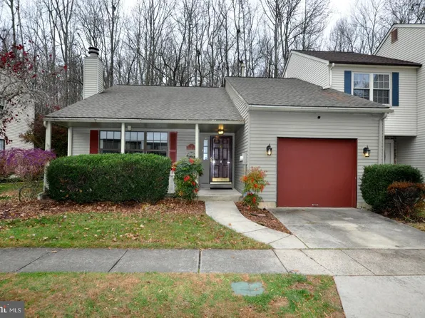 31 Bretshire Ct, Medford, NJ 08055