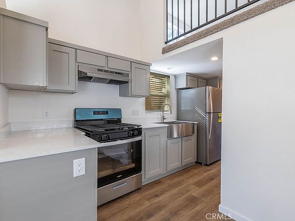 3rd image of 547 Alden Rd #Rv9