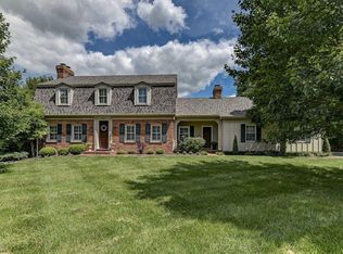 12609 Conway Rd, Saint Louis, MO 63141