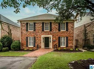 105 Woodbury Dr, Vestavia, AL 35216