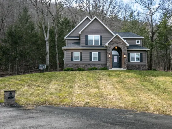 13 Crestwood Rd, Corning, NY 14830