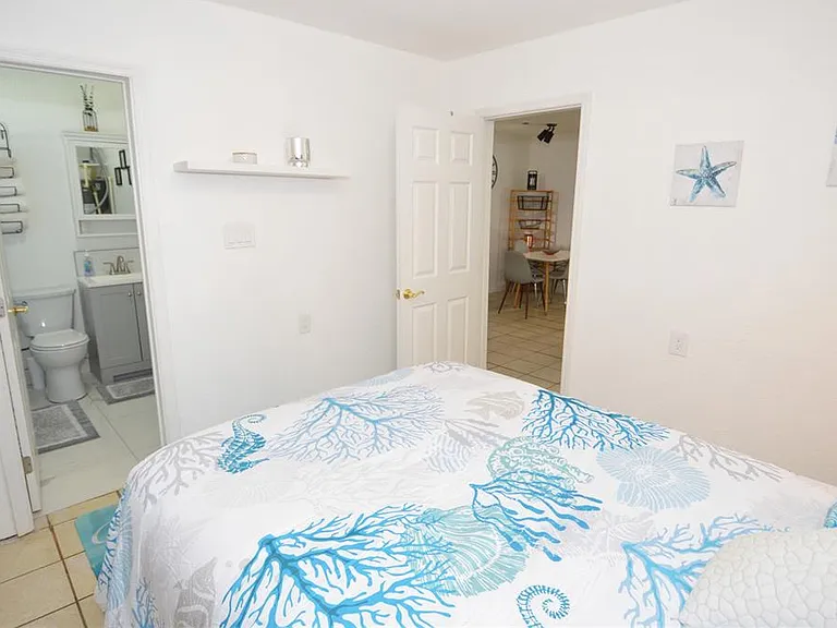 156 146th Ave E #A — Photo 24