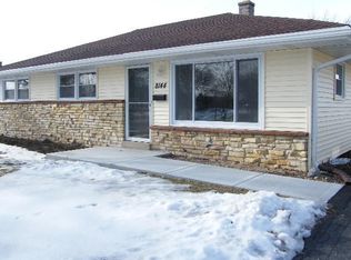 8144 W Clovernook St, Milwaukee, WI