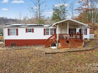 401 Azalea Cir, Marshall, NC 28753