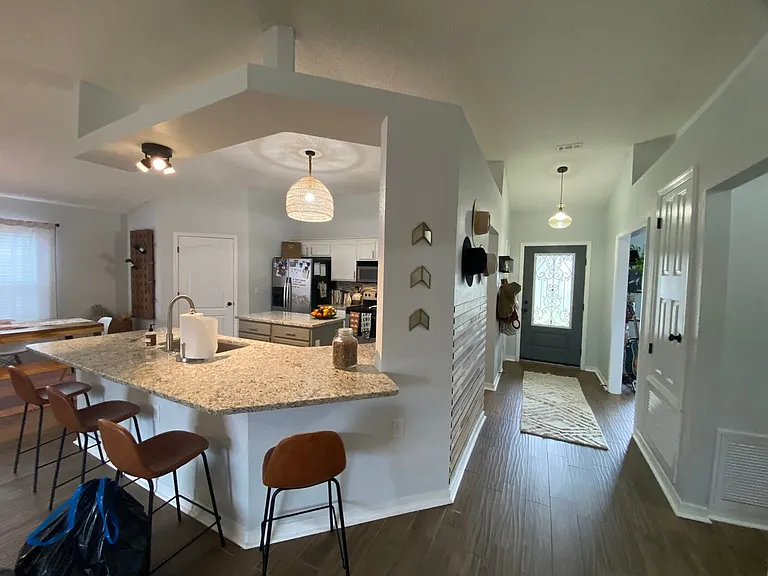 6486 Surfside Cv — Photo 3