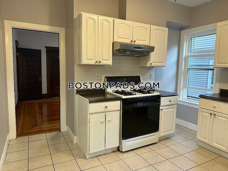 51 Bay State Ave #2 — Photo 11