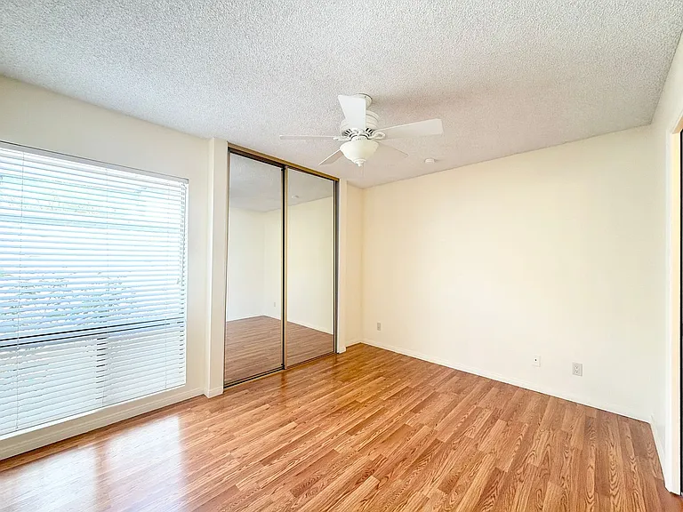 2550 Miramonte Cir E #C — Photo 13
