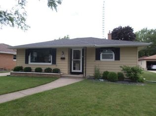 7932 20th Ave, Kenosha, WI 53143