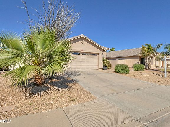 3rd image of 9236 E MEDINA Avenue