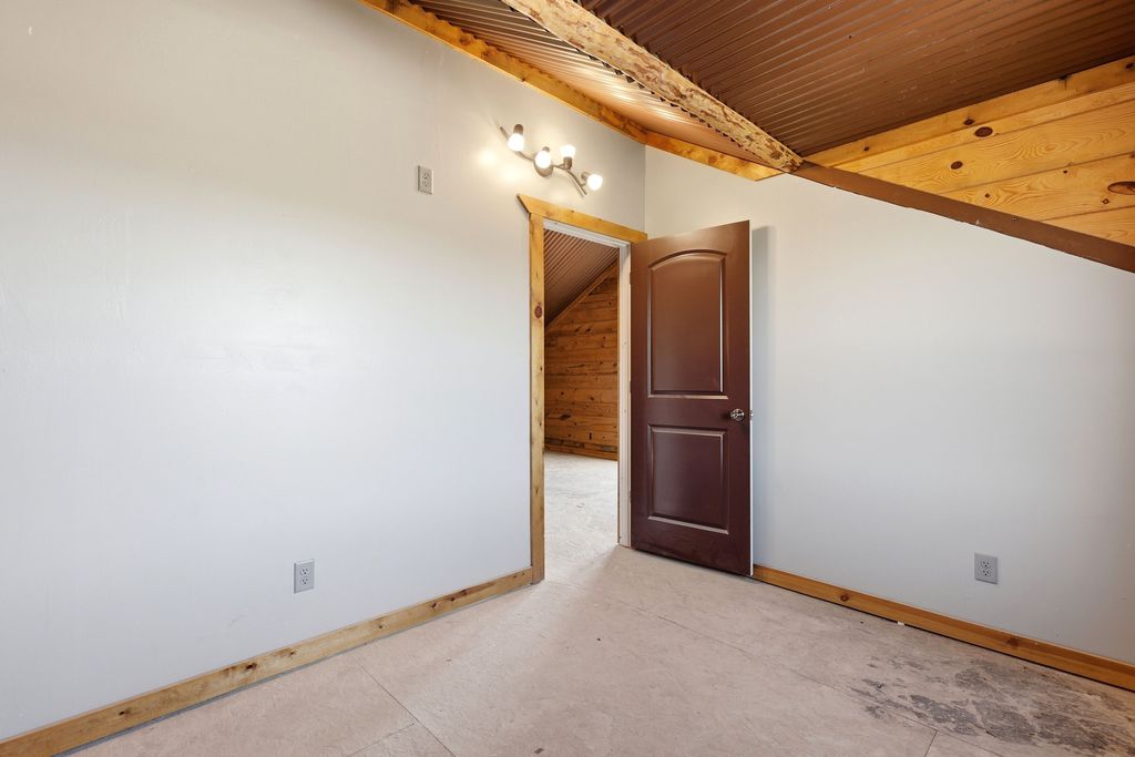 406 Jewell Ave - Property Image