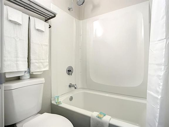 2nd image of 2535 Florida Ave #16