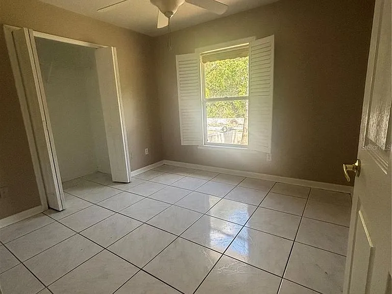 510 S Cedar Ave — Photo 17