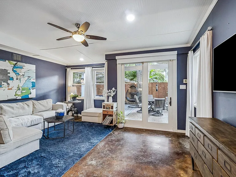 27 Cedarwing Ln — Photo 13