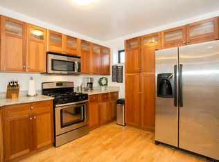 378 Columbia St #2, Brooklyn, NY 11231