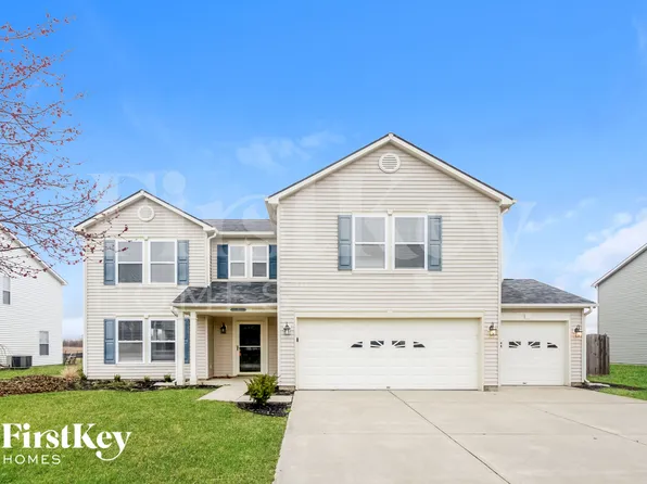 1180 King Maple Dr, Greenfield, IN 46140