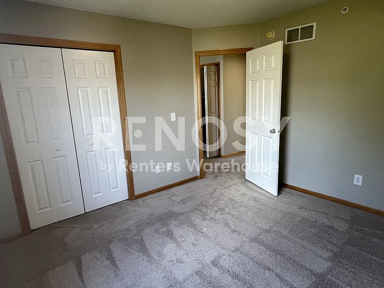 8285 Labont Way — Photo 10