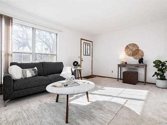 5th image of 9256 W Ontario Drive