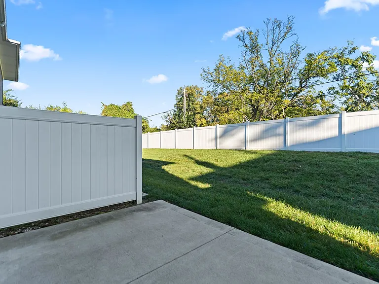4205 Taylor Cove Ct — Photo 23