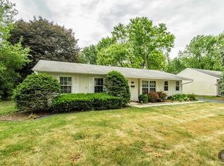 55 Sheffield Rd, Montgomery, IL 60538